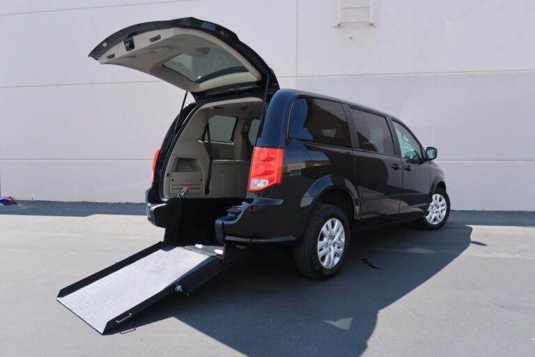 2020 Dodge Grand Caravan SE